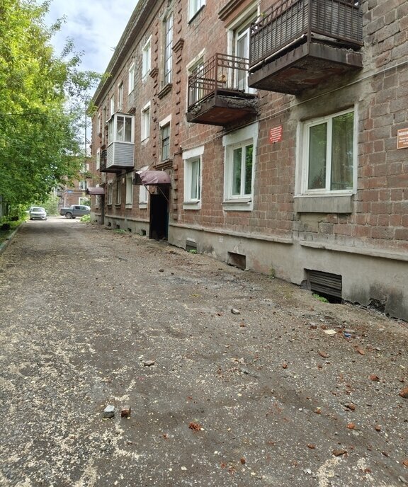 квартира г Новокузнецк ул Доз 4 фото 9