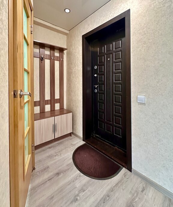 квартира г Саяногорск мкр Енисейский 14 фото 2
