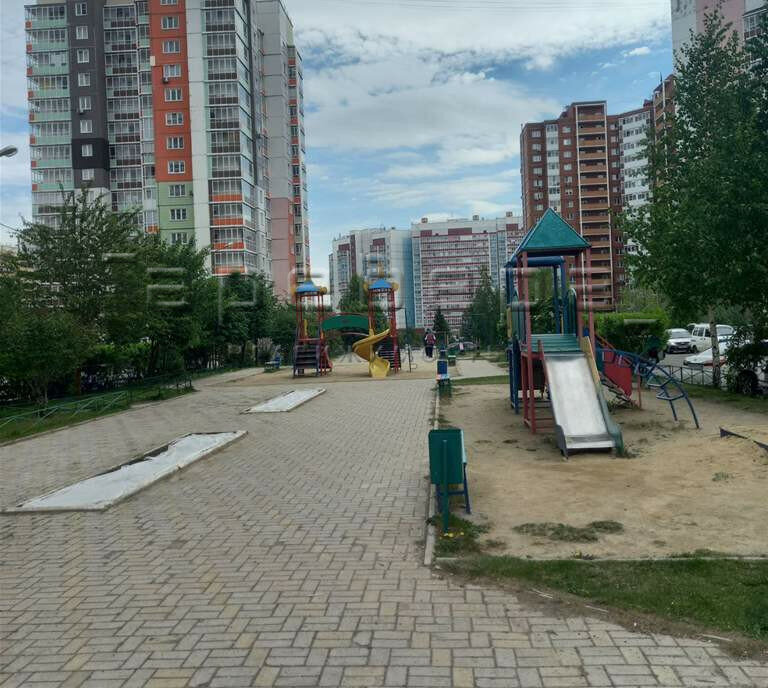 квартира г Красноярск ул Дмитрия Мартынова 37 фото 11