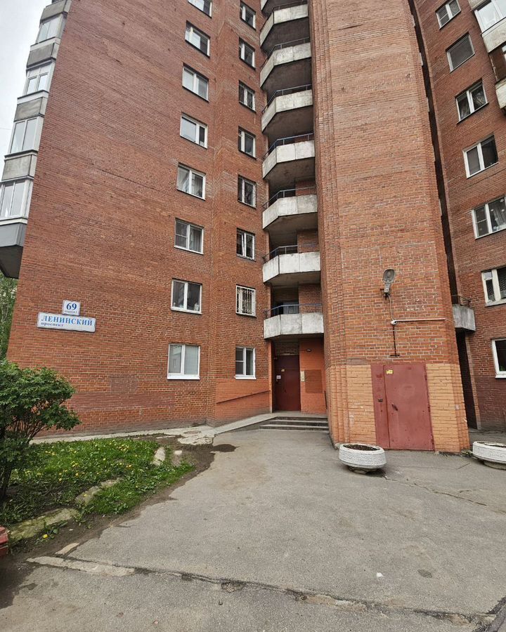 квартира г Санкт-Петербург метро Проспект Ветеранов пр-кт Ленинский 69к/1б фото 1
