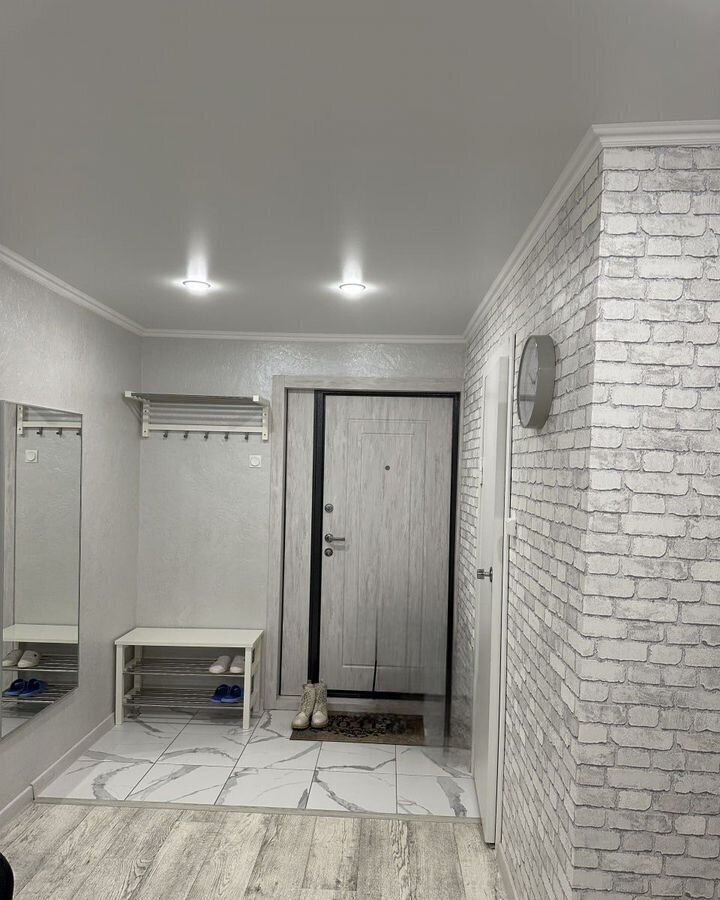 комната г Тольятти р-н Автозаводский 15-й квартал б-р Космонавтов 11 фото 3