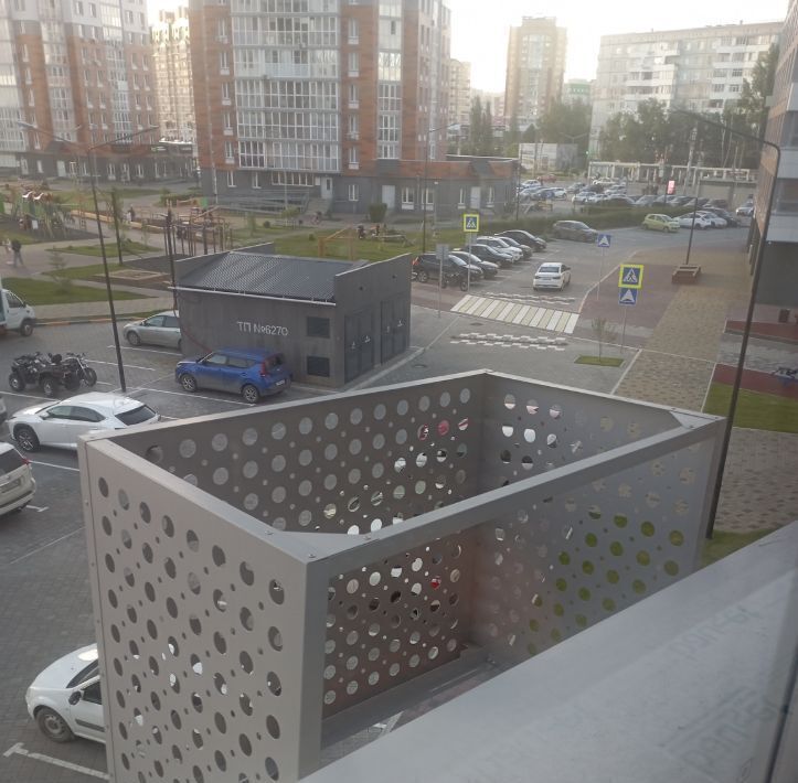 квартира г Омск р-н Кировский ул 70 лет Октября 3/5 фото 17