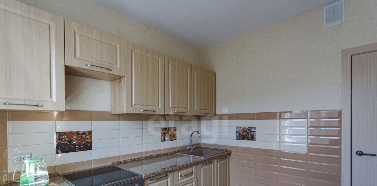квартира г Новокузнецк р-н Центральный ул Орджоникидзе 24а фото 8