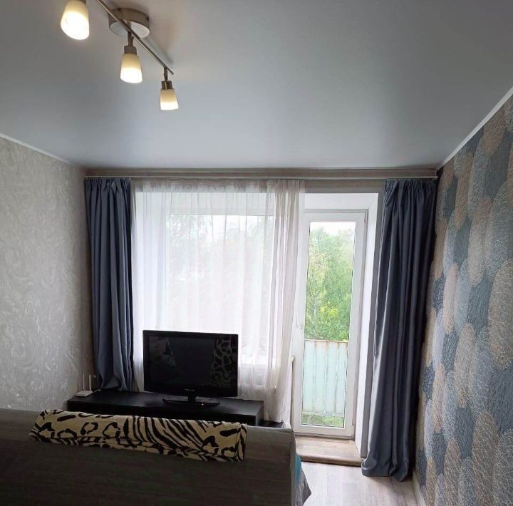 квартира г Омск р-н Центральный ул 21-я Амурская 30а Центральный АО фото 2