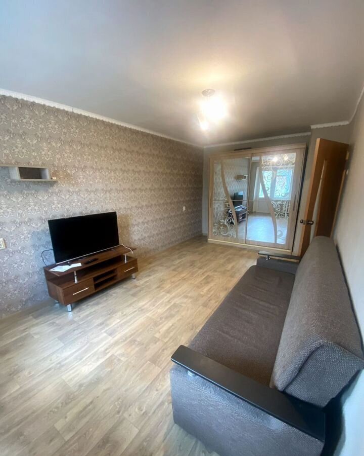 квартира г Каменск-Шахтинский пр-кт Карла Маркса 14 фото 1