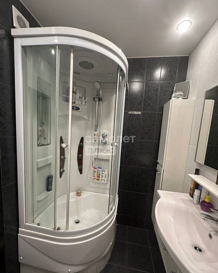 квартира г Омск р-н Кировский ул 3-я Енисейская 32/2 фото 15