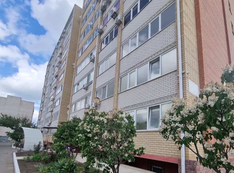 квартира р-н Ейский г Ейск ул Пионерская 2б фото 1