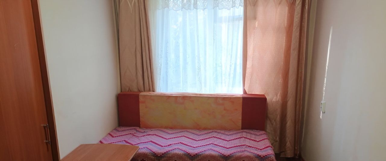 комната г Пермь р-н Свердловский ул Братская 12 фото 3