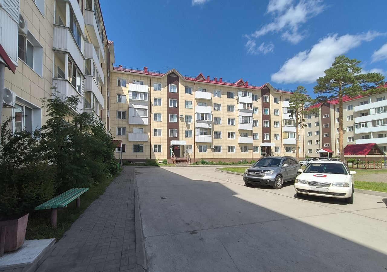 квартира г Бийск АБ район ул Георгия Прибыткова 10/2 фото 14