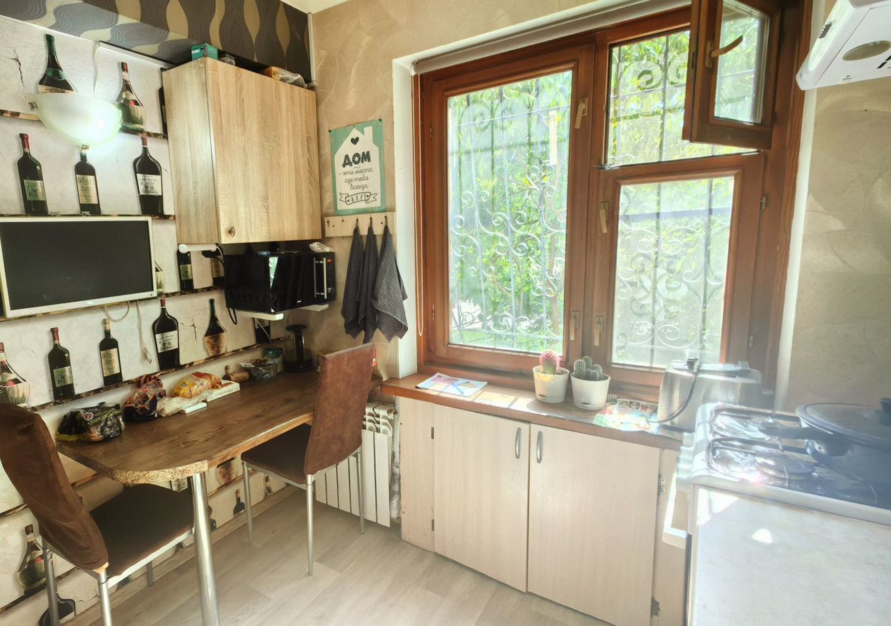 квартира г Волгоград р-н Краснооктябрьский ул им. Петра Гончарова 1 фото 6