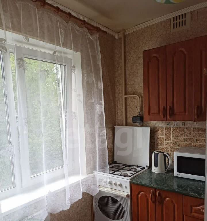 квартира г Омск п Чкаловский м-н, 75 Гвардейской бригады, 14а фото 2