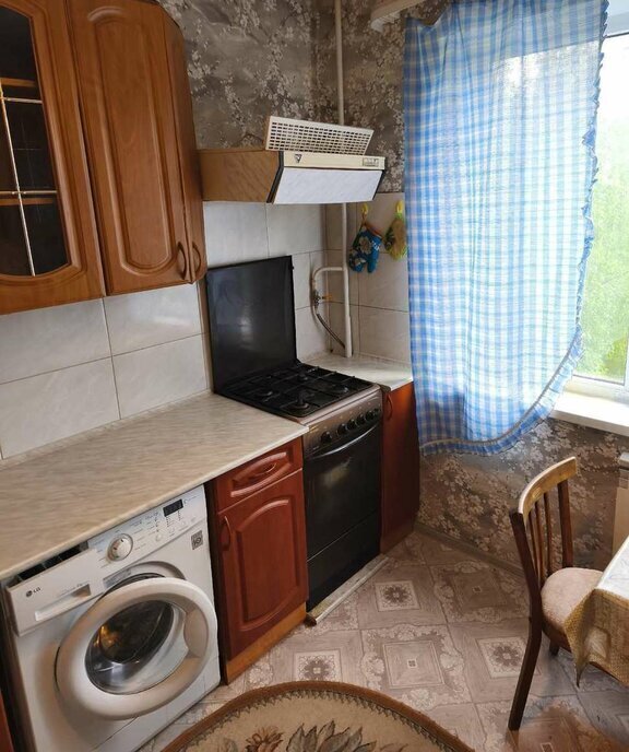 квартира г Великий Новгород ул Зелинского 40к/1 фото 3