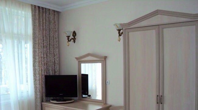 комната г Ялта пгт Гаспра ш. Алупкинское, 15В фото 4