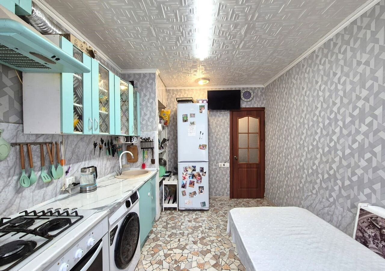 квартира г Омск р-н Кировский ул Конева 32/1 фото 2