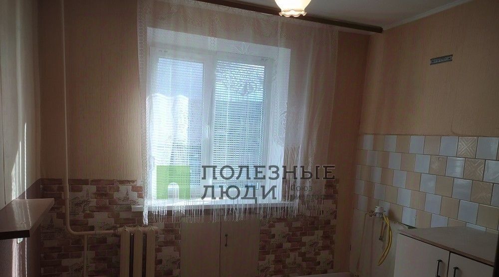 квартира г Саратов р-н Заводской проезд 2-й Лучевой 50/54к 2 фото 4