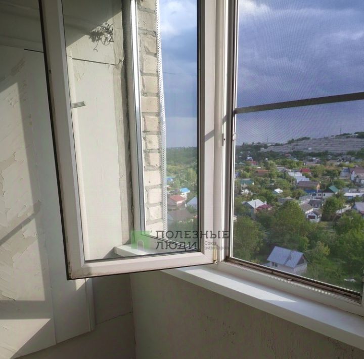 квартира г Саратов р-н Заводской проезд 2-й Лучевой 50/54к 2 фото 8
