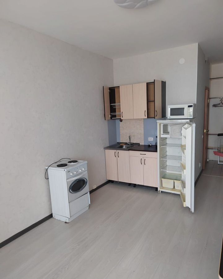 квартира г Красноярск р-н Октябрьский ул Борисова 42 фото 1