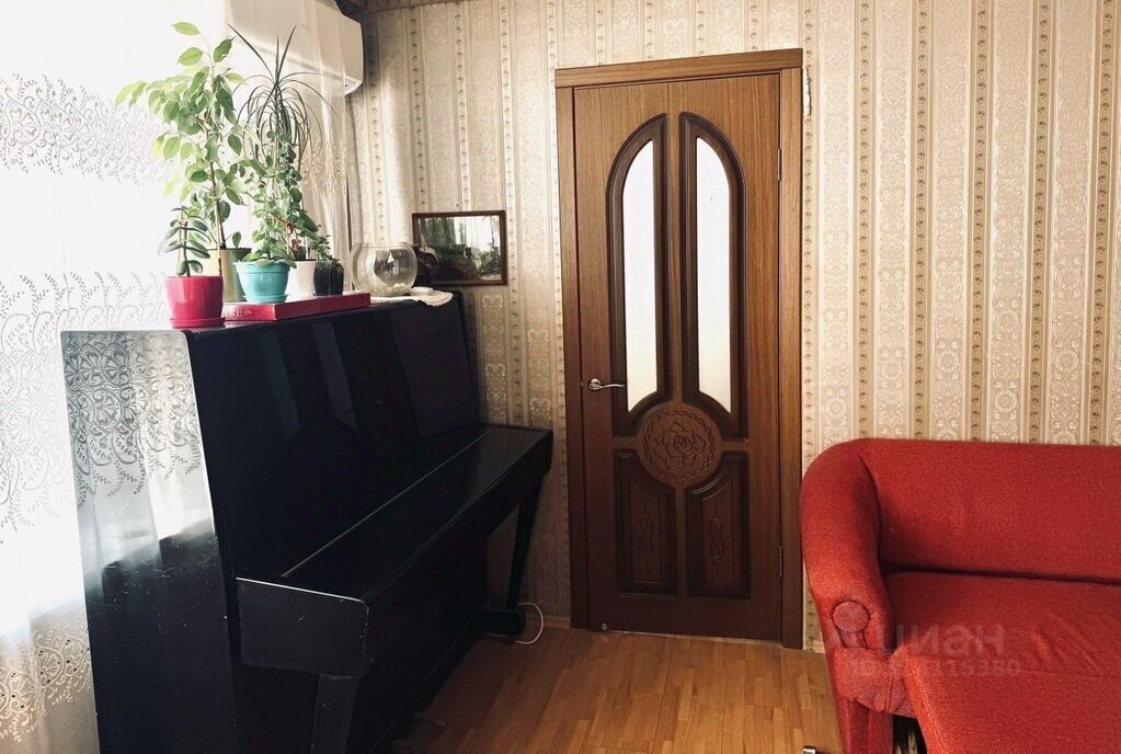 квартира г Евпатория микрорайон Универсам ул им.60-летия ВЛКСМ 26а фото 4