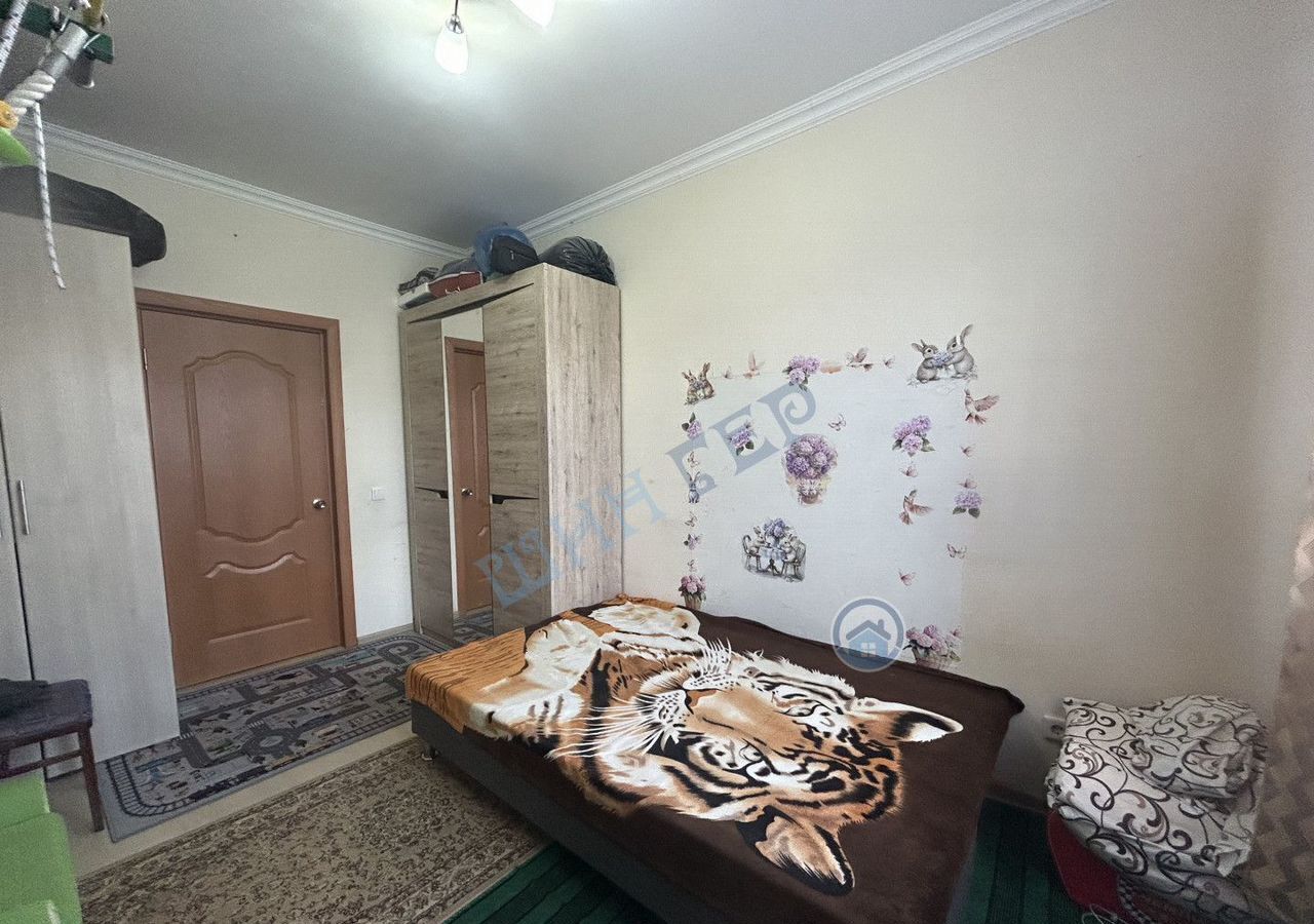 квартира г Элиста 10-й мкр-н, 18Б фото 10