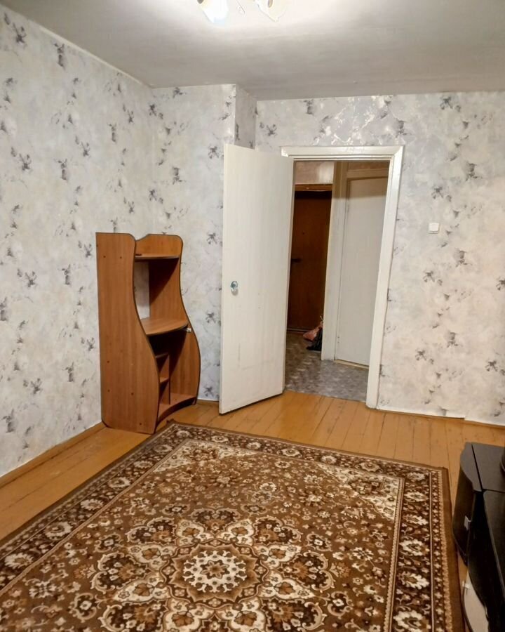 квартира г Магнитогорск р-н Орджоникидзевский ул Галиуллина 49 фото 3