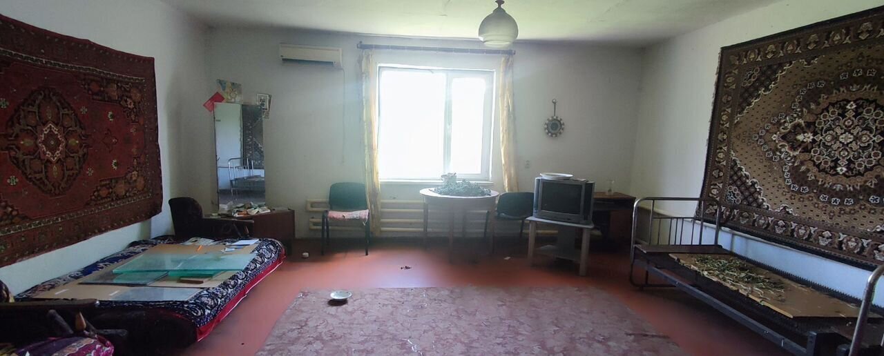 квартира р-н Лабинский г Лабинск посёлок Кирпичного завода Лабинское городское поселение, Заводская ул., 1-20 фото 1