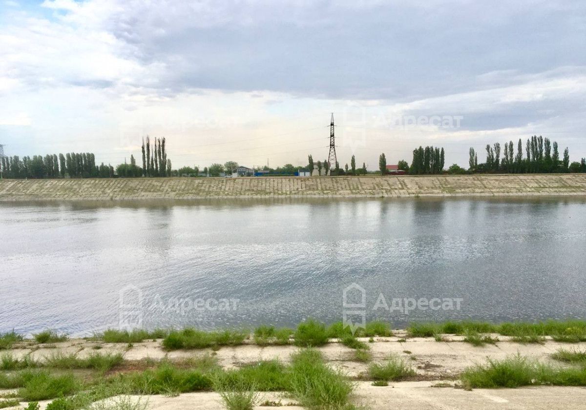 дом г Волжский снт Энергетик ул Приканальная фото 17