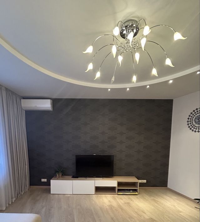 квартира г Омск р-н Кировский пр-кт Комарова 15 фото 11