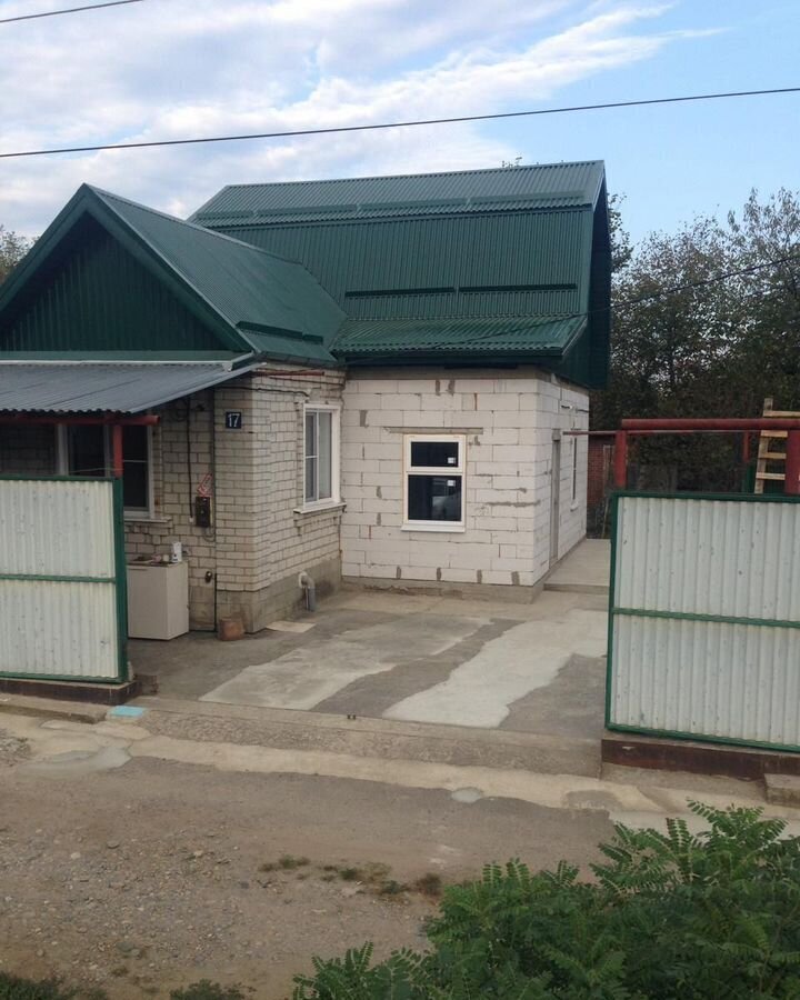дом г Майкоп снт Весна ЖК «Майкоп» Республика Адыгея Адыгея, 12-й пр., 17 фото 1