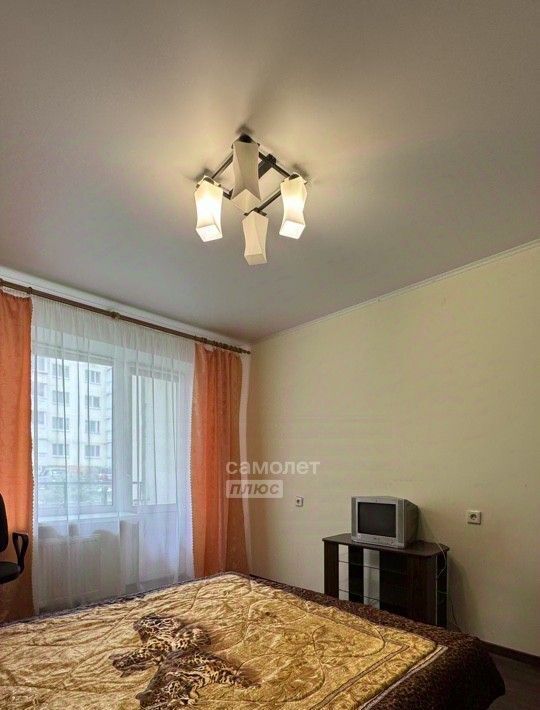 квартира г Брянск р-н Советский ул Брянского Фронта 28к/1 фото 16