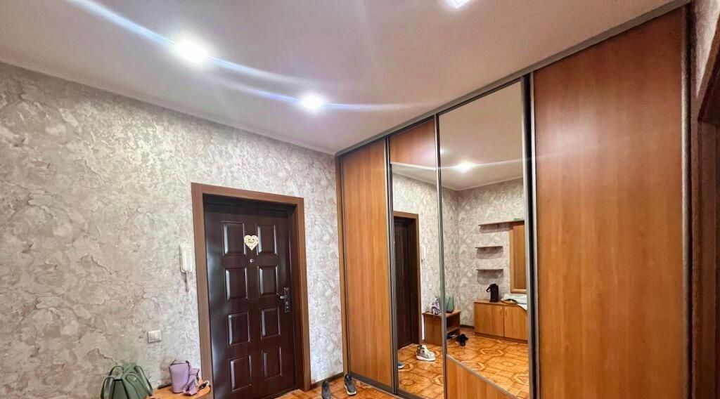 квартира г Новокузнецк р-н Центральный ул Грдины 37 фото 5