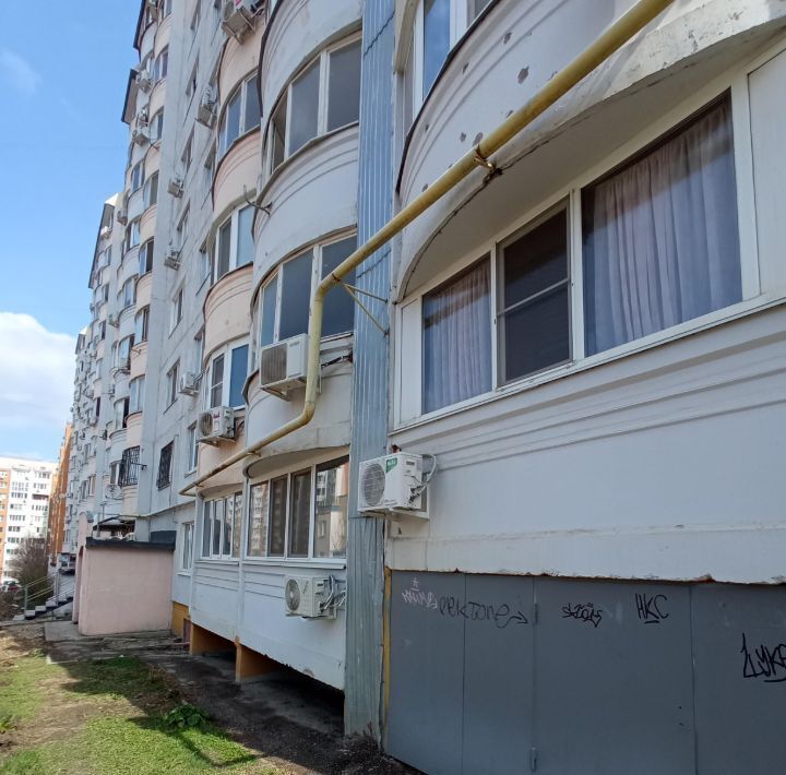 квартира г Саратов р-н Кировский ул им Батавина П.Ф. 17 фото 1