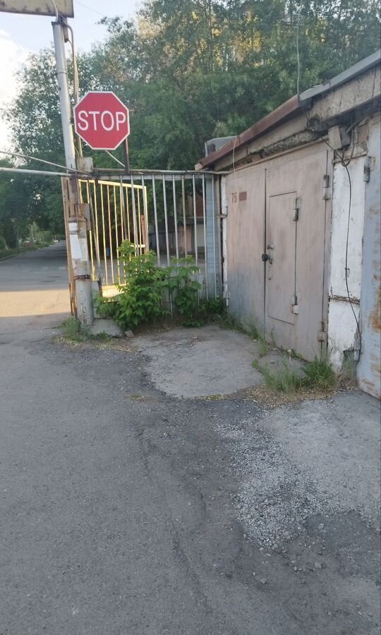 гараж г Челябинск р-н Тракторозаводский ул Крылова 22 фото 1