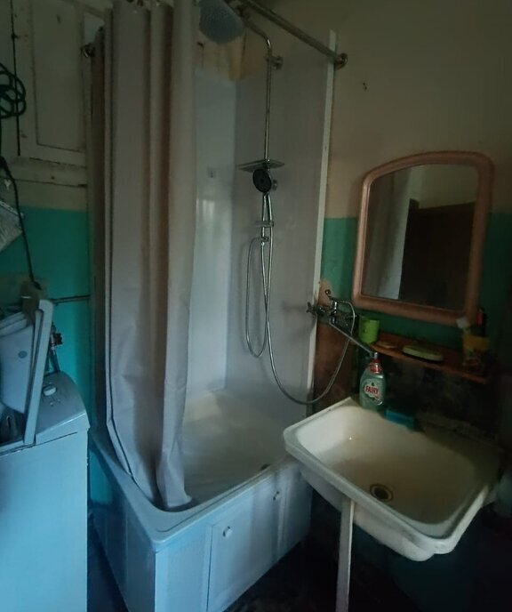 комната г Саратов ул Дома 8 Марта 5 фото 4