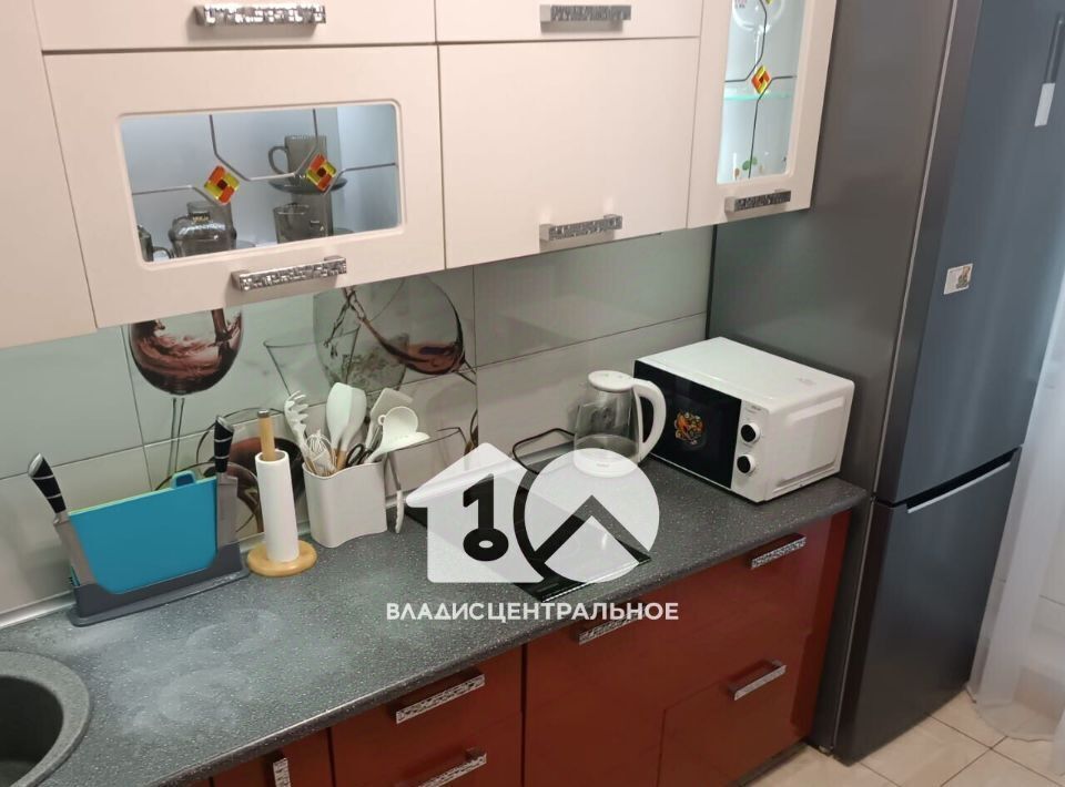 квартира г Новосибирск ул Широкая 127 Площадь Маркса фото 1