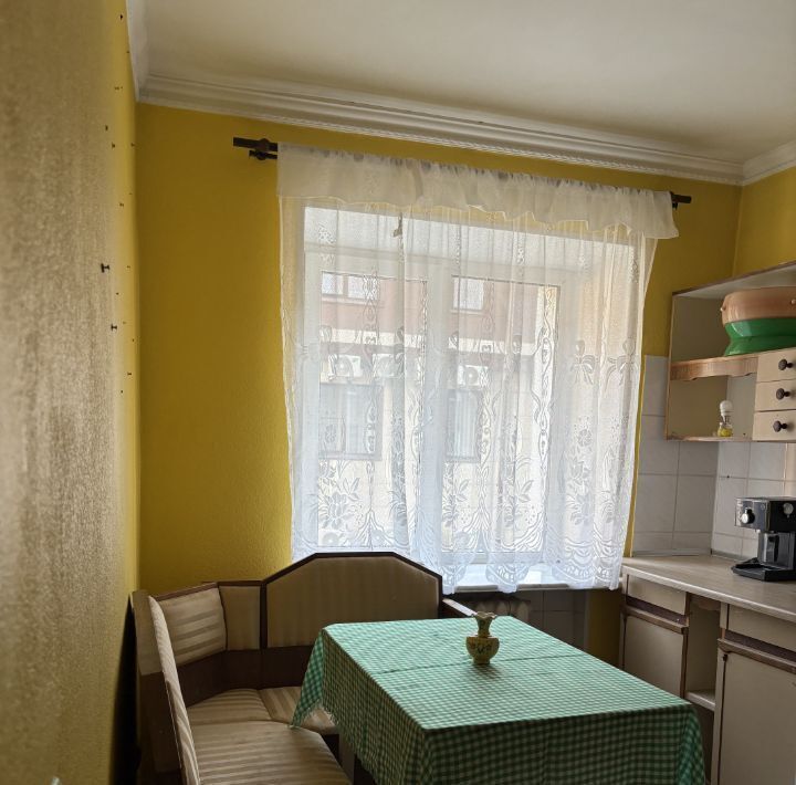 квартира г Омск р-н Центральный ул Орджоникидзе 83 фото 2