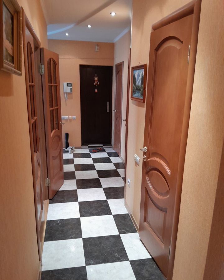 квартира г Ростов-на-Дону р-н Ворошиловский ул Труда 18а фото 8