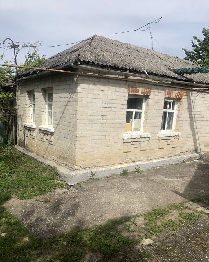 дом г Пятигорск п Горячеводский ул 3-я Линия 153 фото 2