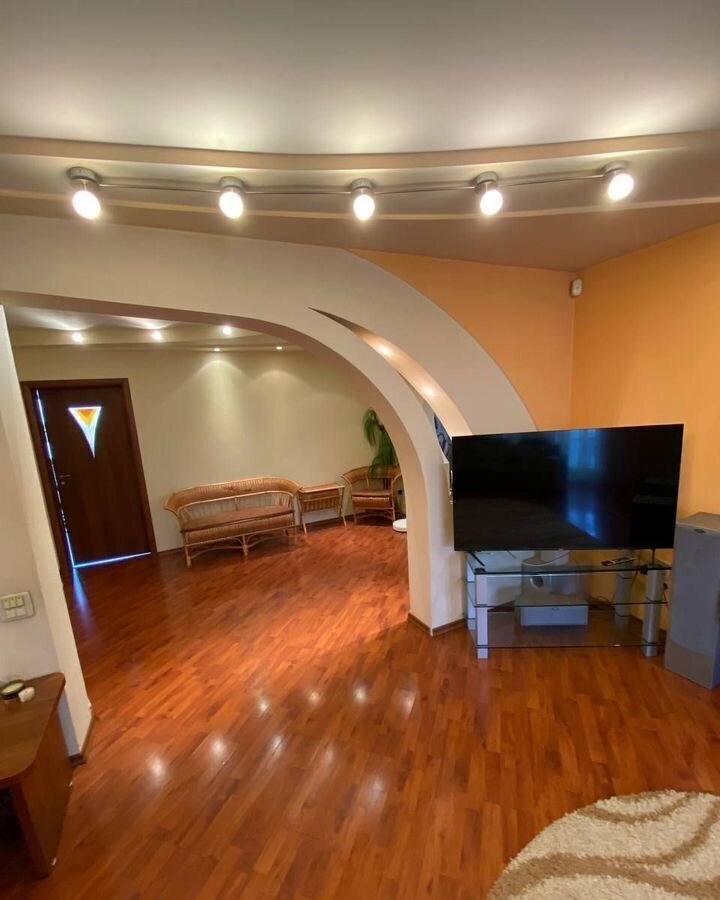 квартира г Челябинск р-н Калининский ул 40-летия Победы 35а фото 19