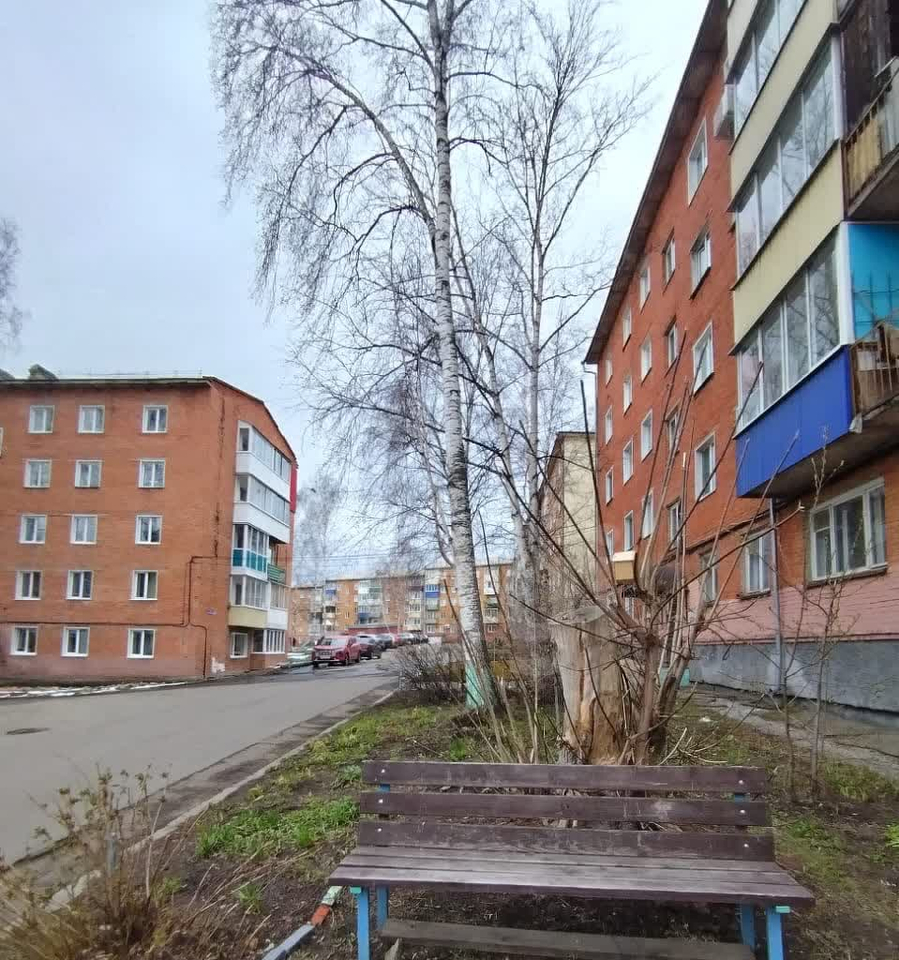 квартира г Анжеро-Судженск ул им 50-летия Октября 9 Кузбасс фото 14