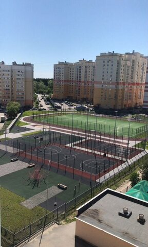 квартира р-н Железнодорожный ул Антонова 62 фото