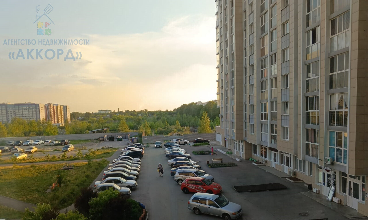 квартира г Новоалтайск ул Прудская 40 1-й м-н фото 1