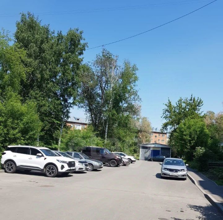 квартира г Кемерово р-н Центральный ул Спортивная 22 фото 12