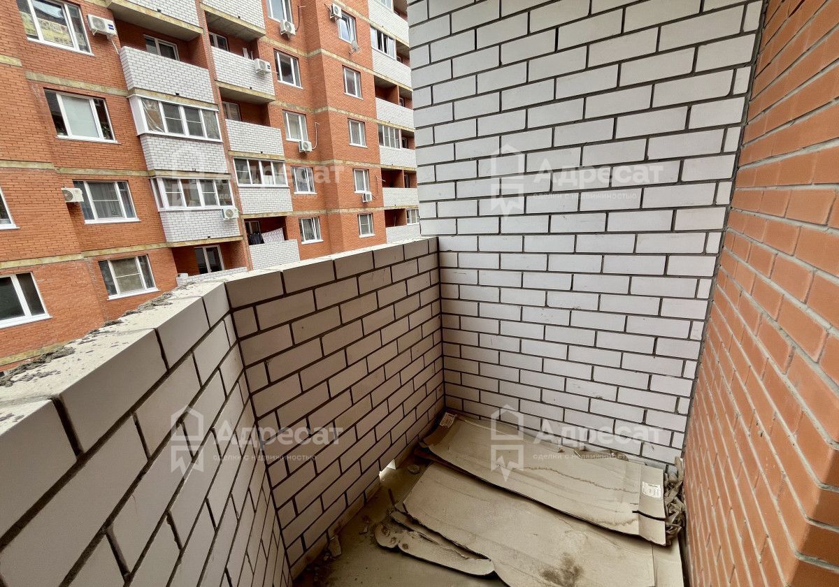 квартира г Волгоград р-н Кировский ул им. старшего лейтенанта Токарева 9 фото 6