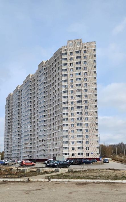 квартира г Калуга р-н Октябрьский б-р Солнечный 18 фото 1