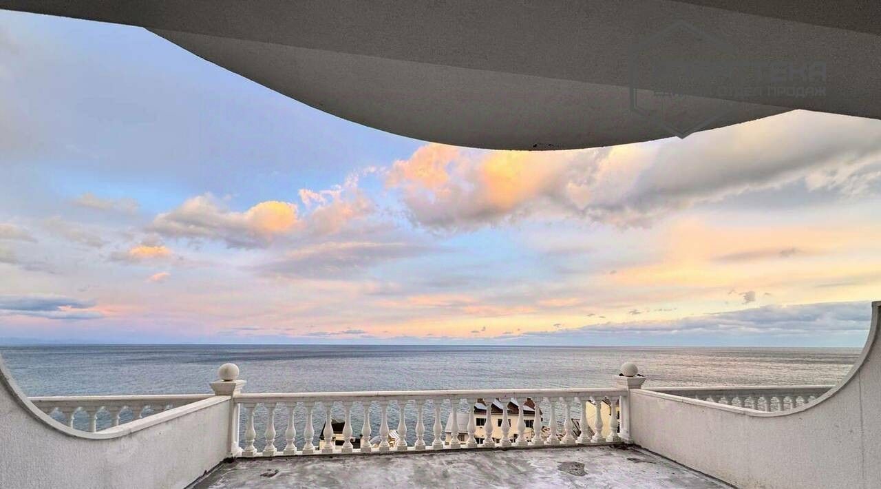 квартира г Алушта п Бондаренково ул Кеппена 2 фото 9