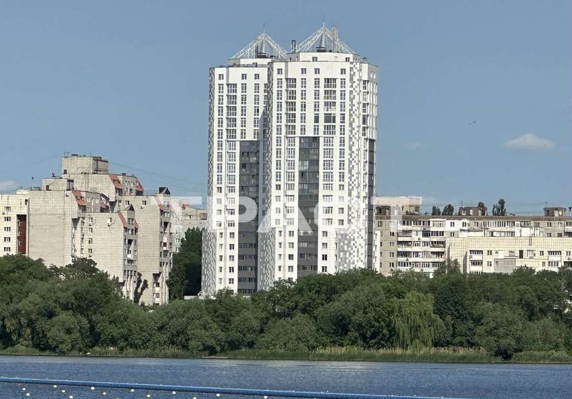 квартира г Воронеж р-н Левобережный наб Спортивная 19а фото 1