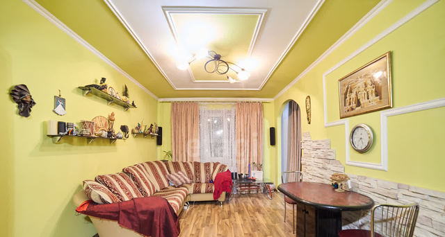 Караная Муратова, 3 фото