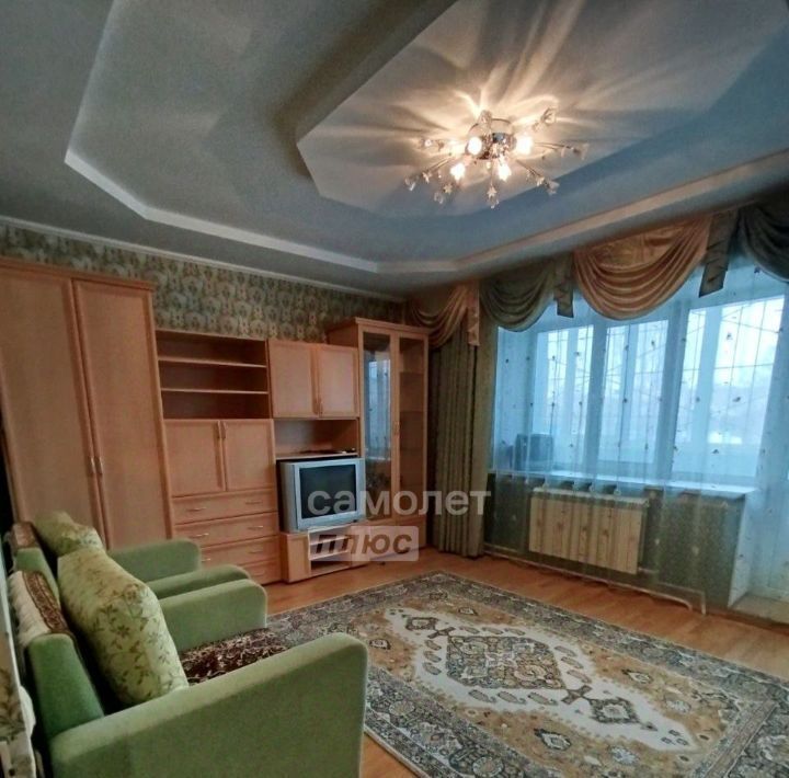 квартира г Бор ул Луначарского 204 фото 3