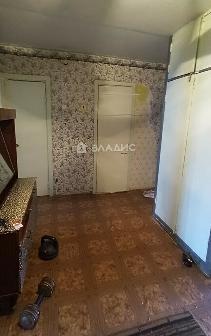 квартира г Тобольск мкр 4 35б фото 7
