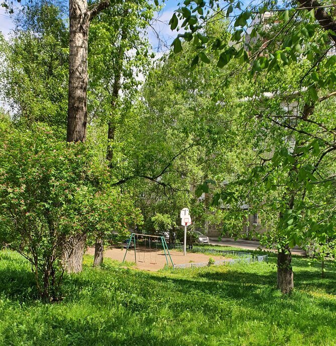 квартира г Иркутск улица 30-й ой Дивизии, 1А фото 2
